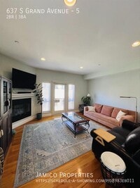 Building Photo - 637 S Grand Ave