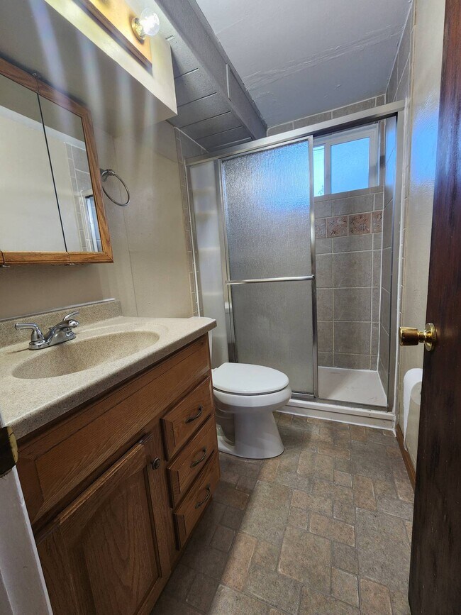 Building Photo - 2618 N Prospect St