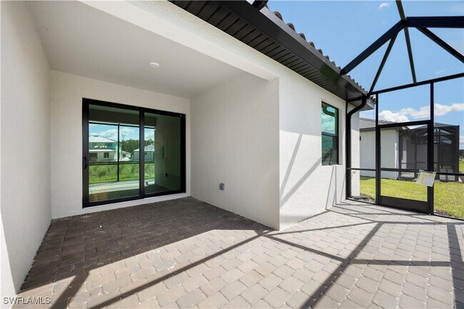 Building Photo - 19597 Hinkley Dr