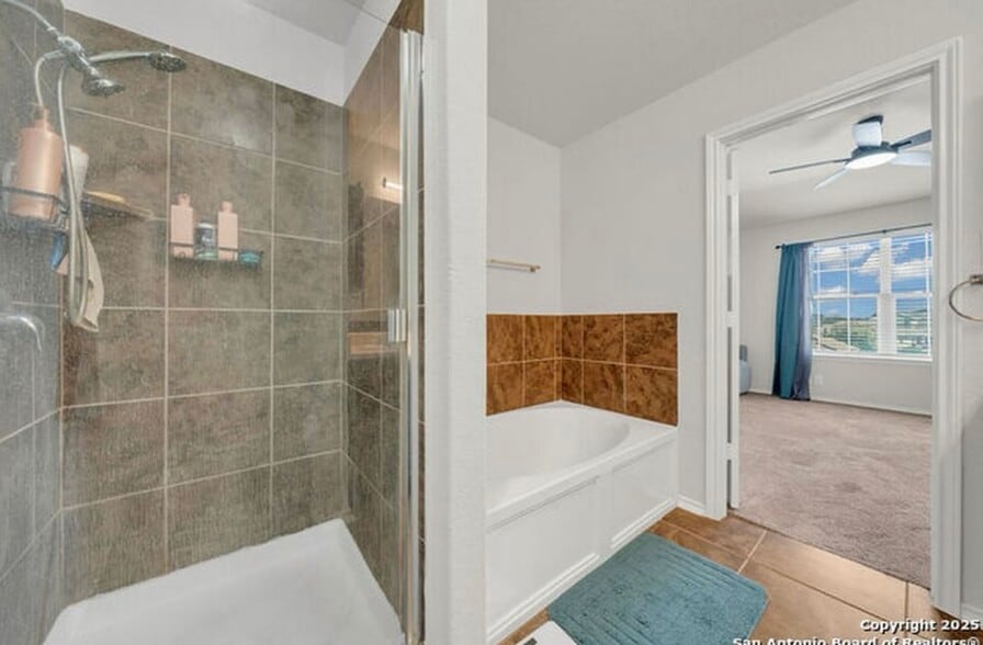 Master Bathroom - 335 Kildeer Crk