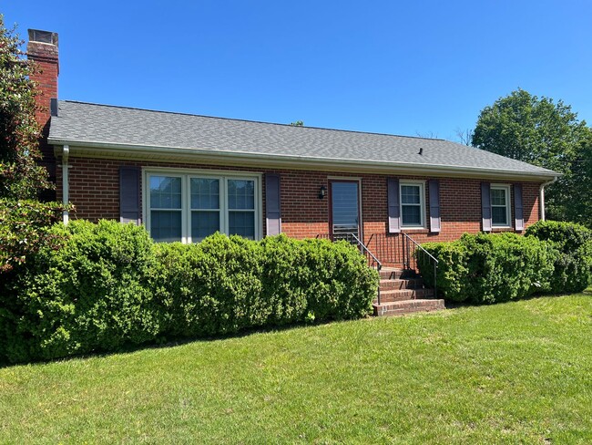 Primary Photo - 3 bedroom 1 bath rancher with full basement