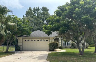 Building Photo - Spacious 2-Bedroom Home in the Quail Hollo...
