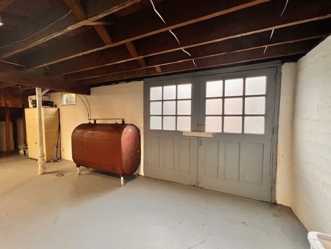 Building Photo - 1416