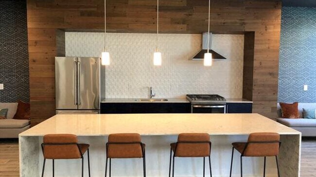 Building Photo - 5080 Camino Del Arroyo