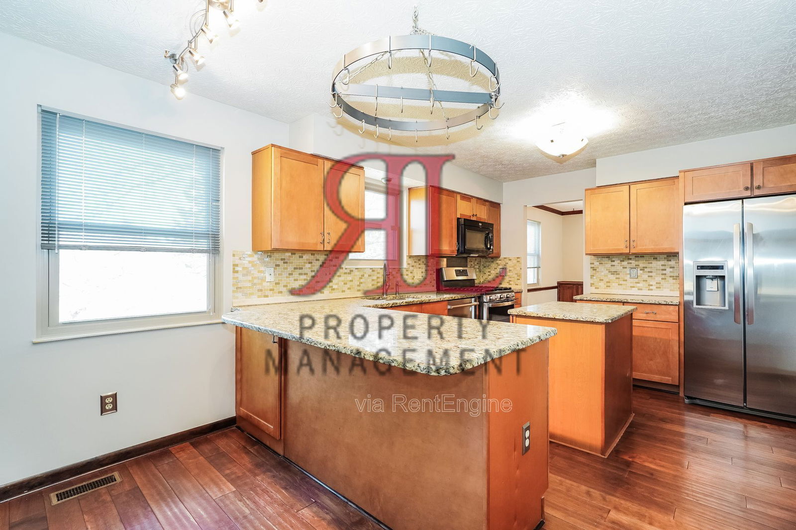 Building Photo - 266 Gurgun Ln