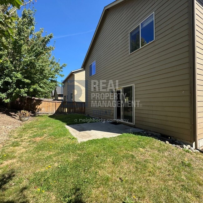 Building Photo - 3611 Loren St NE
