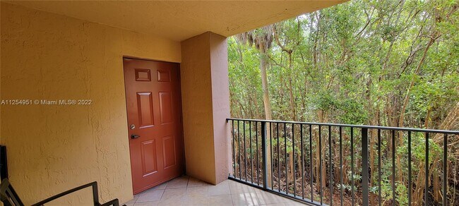 Building Photo - 400 Scotia Dr