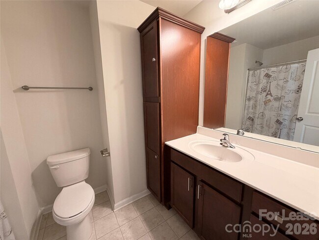 Building Photo - 9330 Grand Valley Dr
