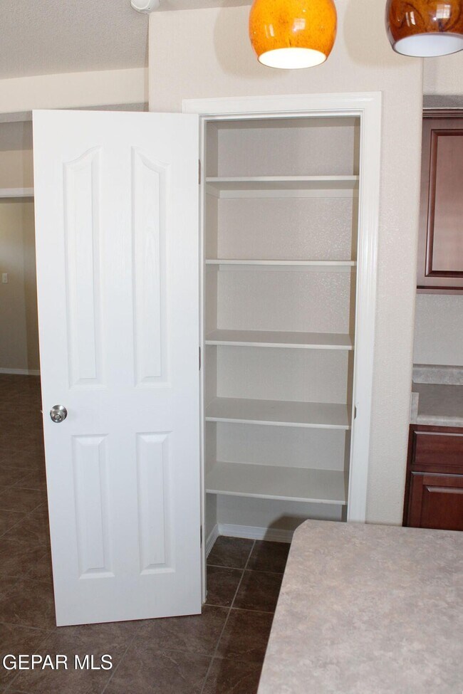 Building Photo - 1458 Senda Del Sol Ln