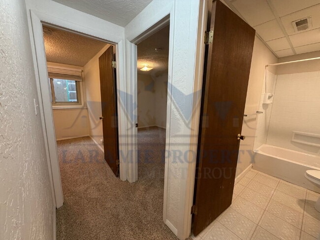 Building Photo - 1080 N 18th St