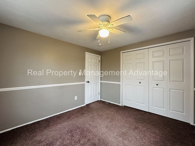 Building Photo - Cute Three-Bedroom with Large Deck!