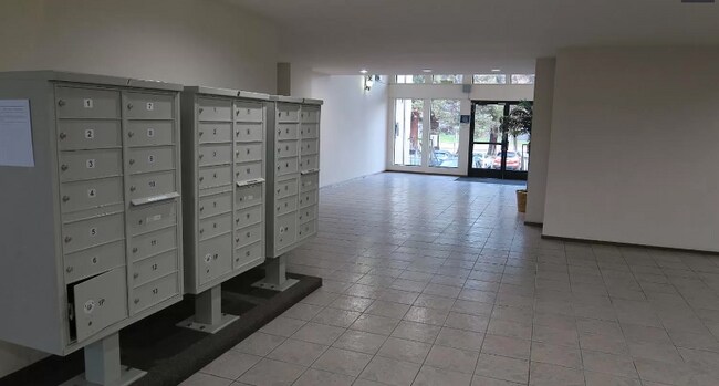 Building Photo - 39993 Fremont Blvd