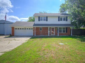Building Photo - 1170 Mockingbird Cir