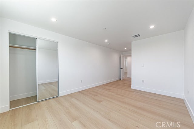 Building Photo - 1559 S Ogden Dr