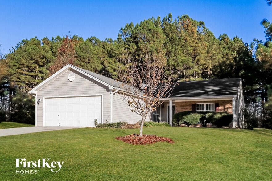 Building Photo - 1166 Locust Dr