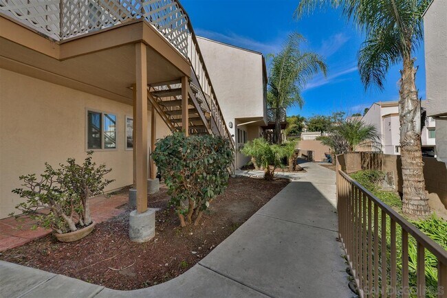 Building Photo - 4186 Mt Alifan Dr