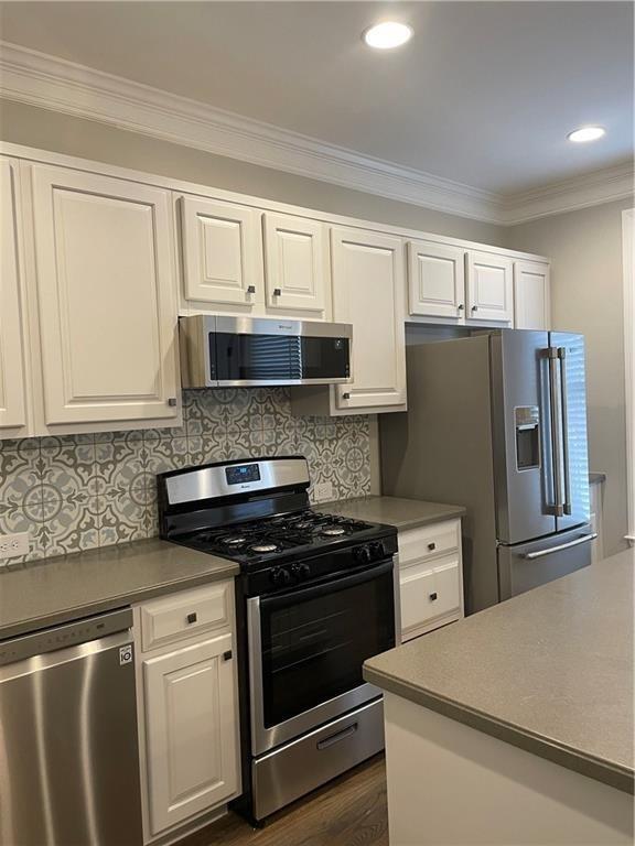 Building Photo - 534 Vinings Estates Dr SE
