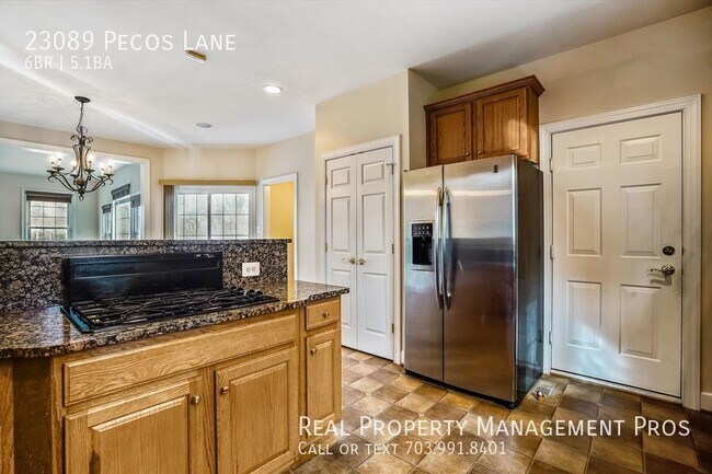 Building Photo - 23089 Pecos Ln