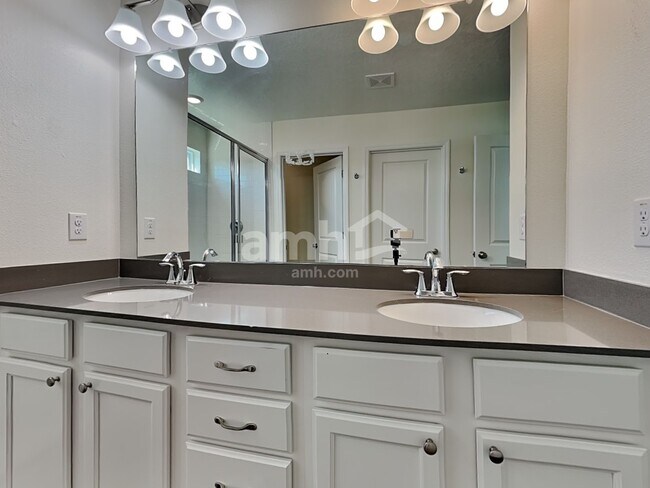 Building Photo - 2134 Saffron Walden Dr