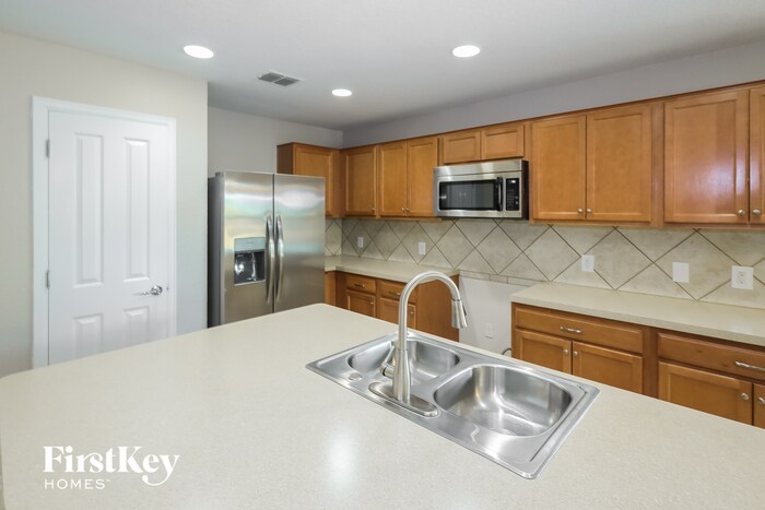 Building Photo - 3539 Maguey Trail