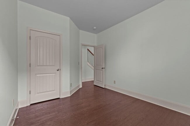 Building Photo - 5155 Roseman Trail