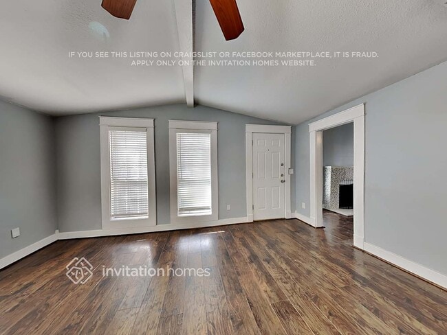 Building Photo - 500 Hill