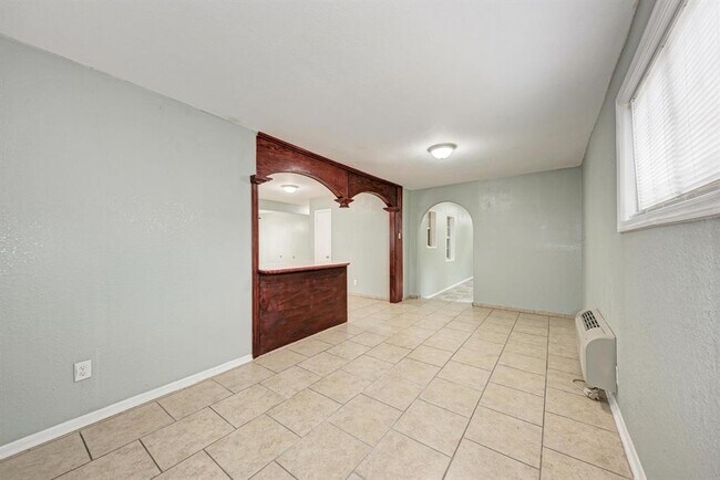 Building Photo - 4701 Bandera Rd