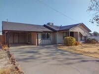 Building Photo - 2 Bedroom Orland Home