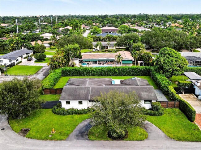 Building Photo - 8341 SW 87th Terrace