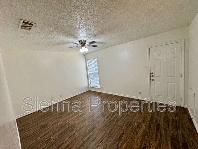 Building Photo - 9206 Kempler Dr