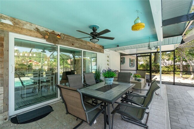 Building Photo - 11 2nd St