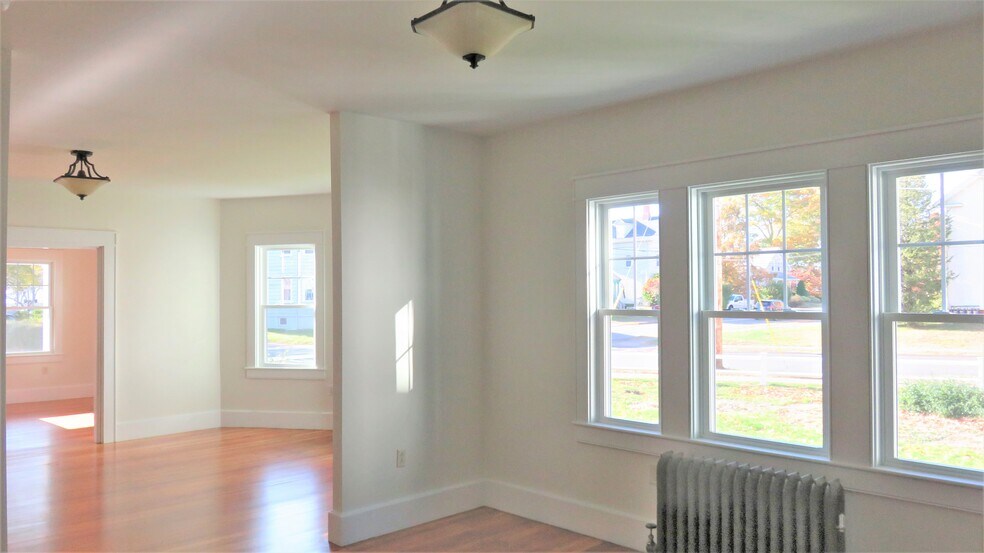 Building Photo - 21 Courtland St