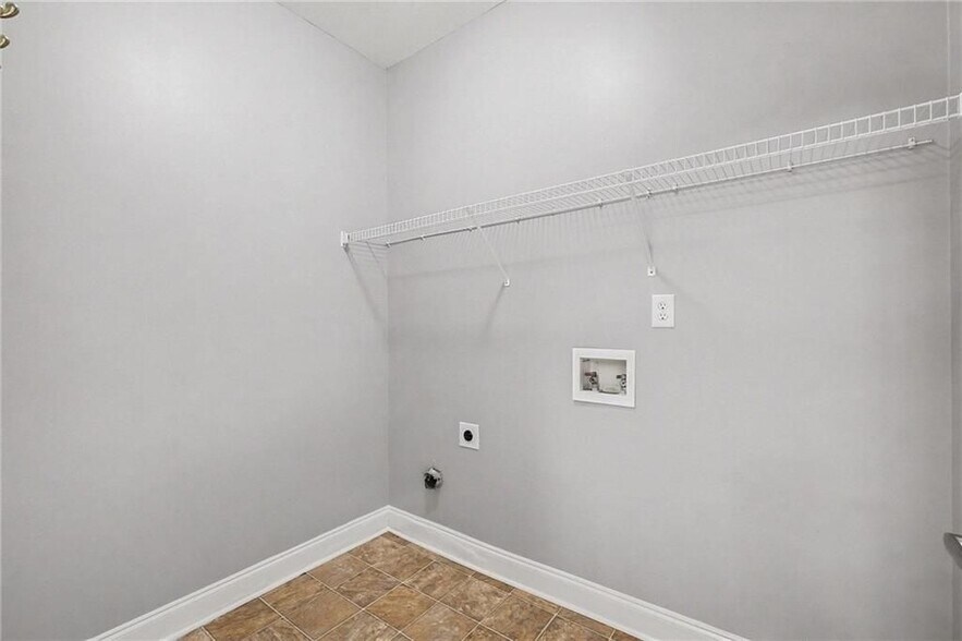 Building Photo - 4072 Creekrun Cir