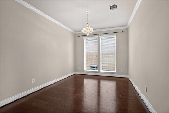 Building Photo - 6535 Arroyo Springs Ln