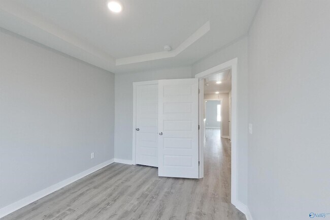 Building Photo - 6405 Upchurch Dr