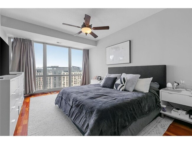 Building Photo - 929 Portland Ave