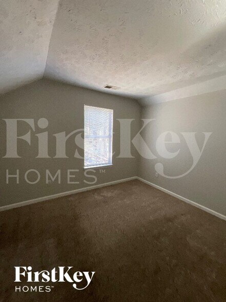 Building Photo - 3816 Benjamin Ct SW