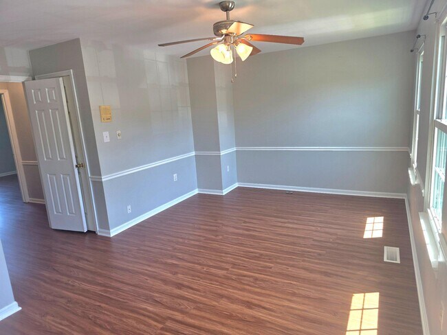 Building Photo - 4686 Joanna Ct