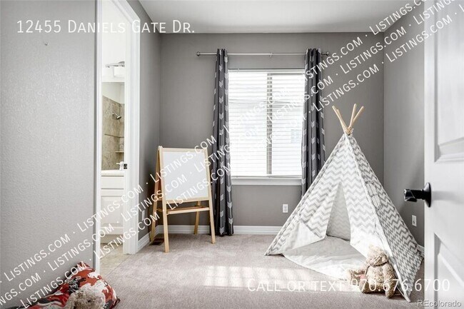 Building Photo - 12455 Daniel's Gate Dr