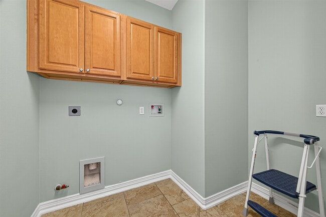 Building Photo - 14202 Nelson Bay Ct