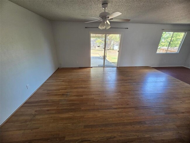Building Photo - 2810 Dillion Hill Dr