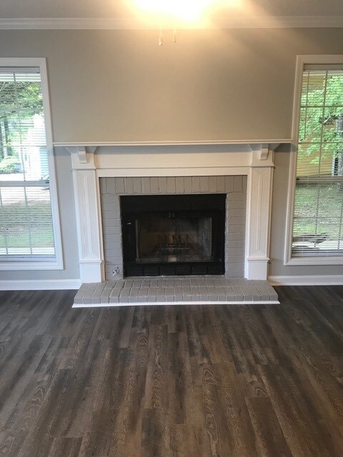 Building Photo - 831 Ashley Ln