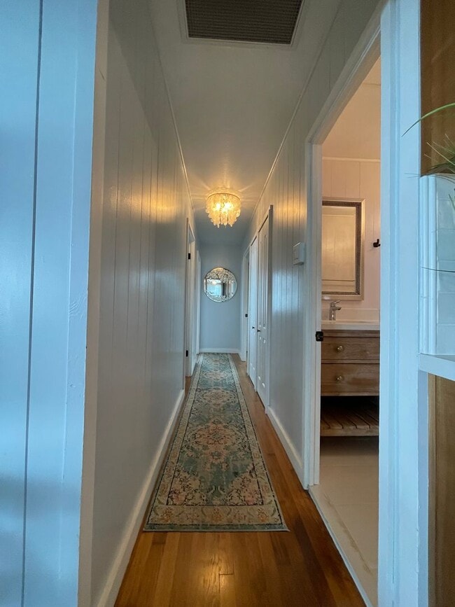 Building Photo - Kula Renovated Three Bedroom/Two Bathroom