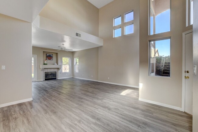 Building Photo - Short Term Lease for 3 BR Home in Summerlin