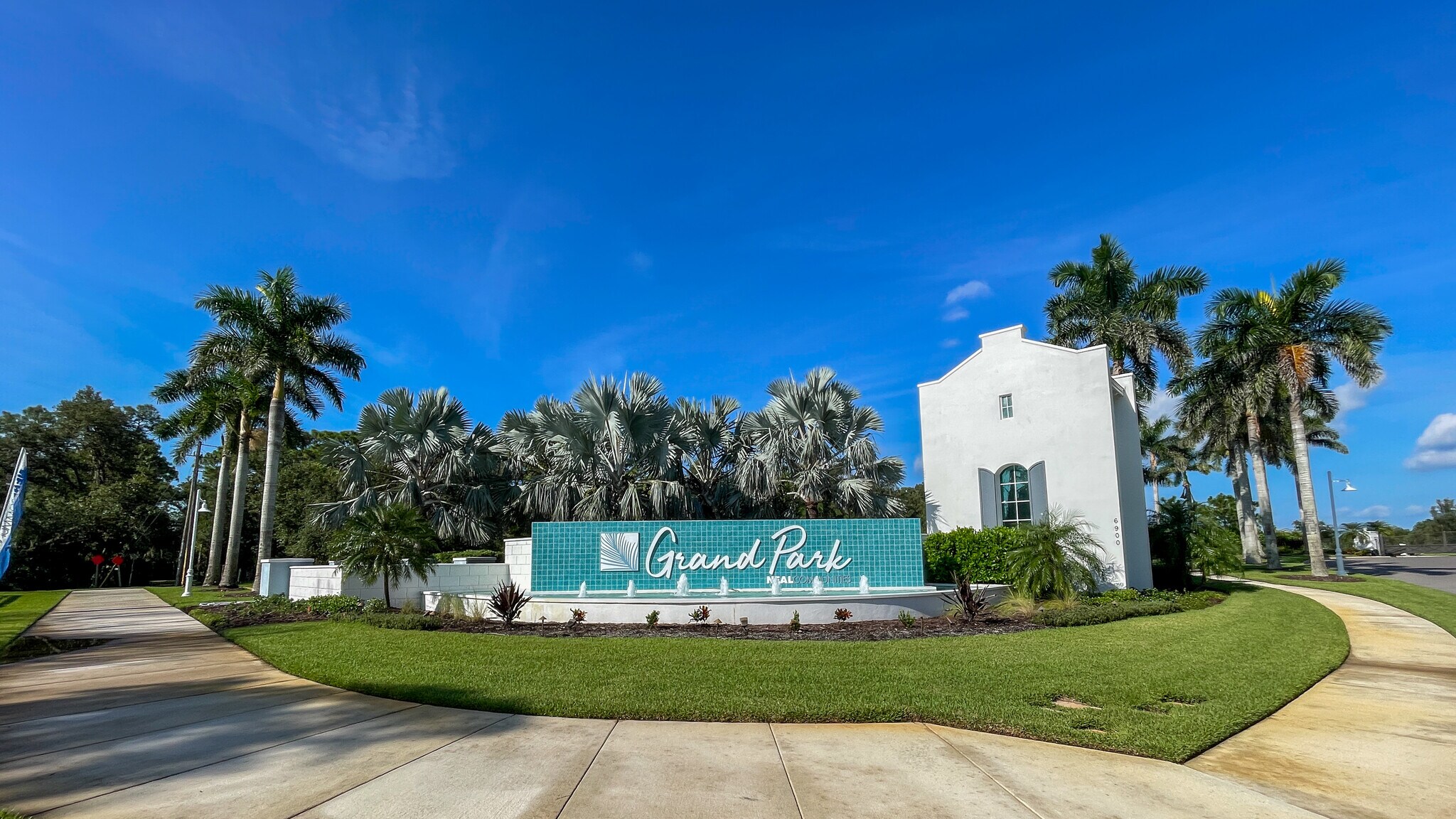Building Photo - 9912 Crystal Isles Cir