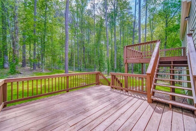 Building Photo - 2218 Woodfern Dr