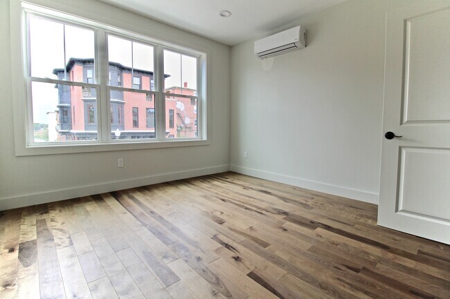 B2 - 408 Atwells Ave