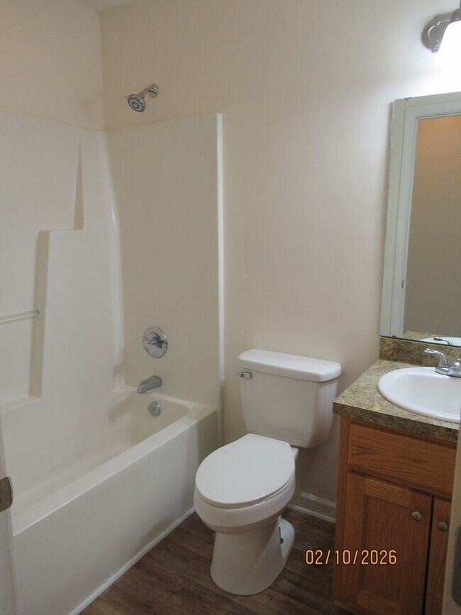 Building Photo - 3 Bedroom, 2 bathroom Brick home-HWY 15 SOUTH