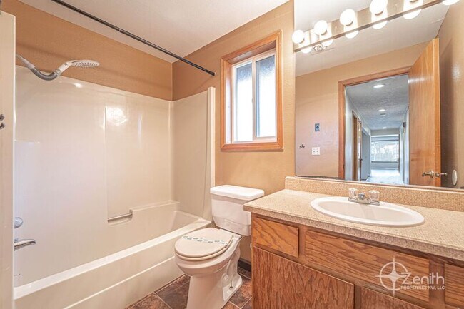 Building Photo - 15501 SE 19th Cir