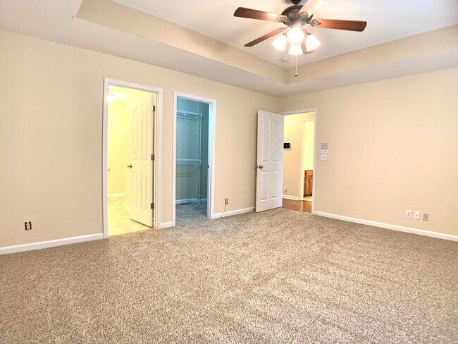 Building Photo - 3756 N Jot Dr